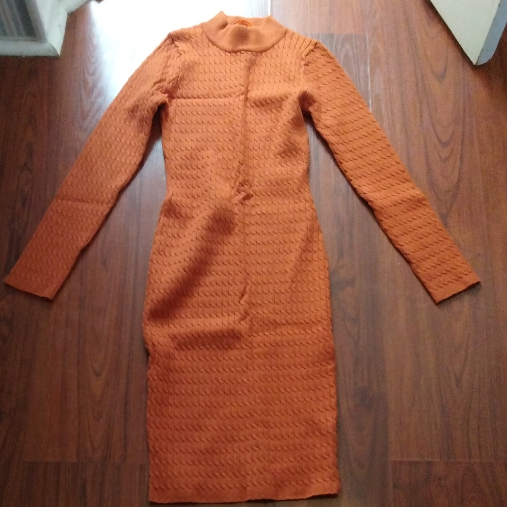 Elegant Orange Knit Dress